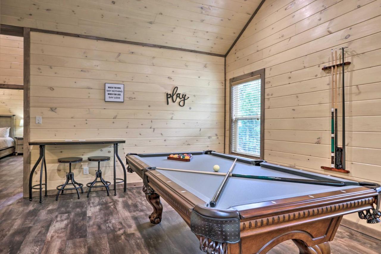 Smoky Cove Retreat With Private Hot Tub And Deck! Villa Sevierville Exterior photo