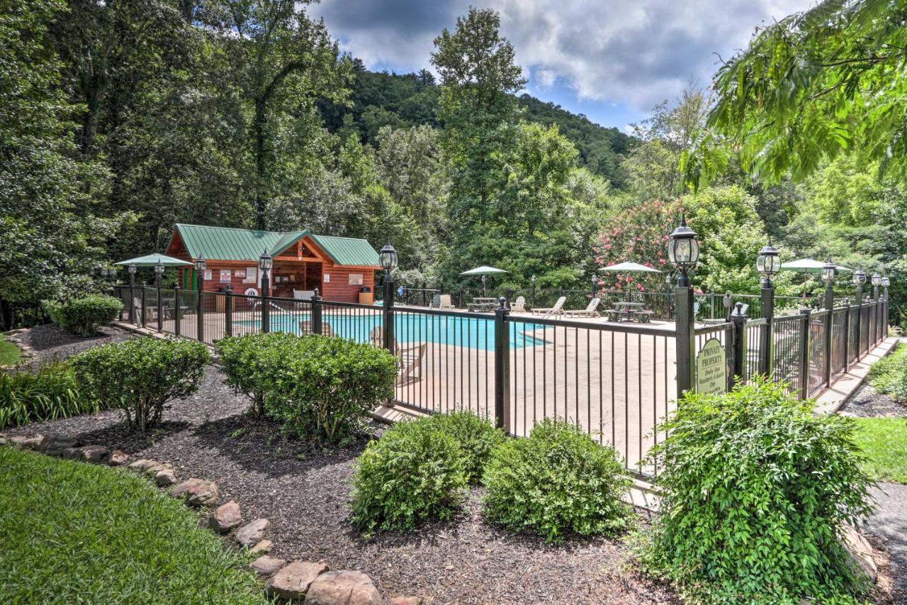 Smoky Cove Retreat With Private Hot Tub And Deck! Villa Sevierville Exterior photo